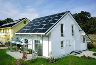 14 stegi1 330x2221 Πιλοτικό σχέδιο στη Γερμανία για την πλήρη καλύψη των ενεργειακών αναγκών ενός νοικοκυριού από ηλιακή ενέργεια