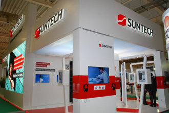 28 suntech %CE%B5%CE%BA%CE%B8%CE%B5%CF%83%CE%B7 news 330%CF%87220 Δυναμικό παρόν της SUNTECH στην Εnergy–Photovoltaic 2011