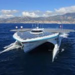 Tο MS Turanor PlanetSolar, το μεγαλύτερο ηλιακό καταμαράν μελετά τα βυθισμένα τοπία της Αργολίδας