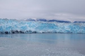 eisberg ok 300x198 Οι παγετώνες του Καναδά απειλούνται με μη αναστρέψιμη καταστροφή