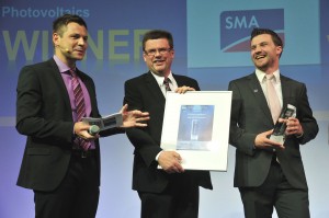 Intersolar Award 20014 SMA 300x199 Η SMA βραβεύτηκε με το Intersolar AWARD 2014 για το SMA Fuel Save Controller